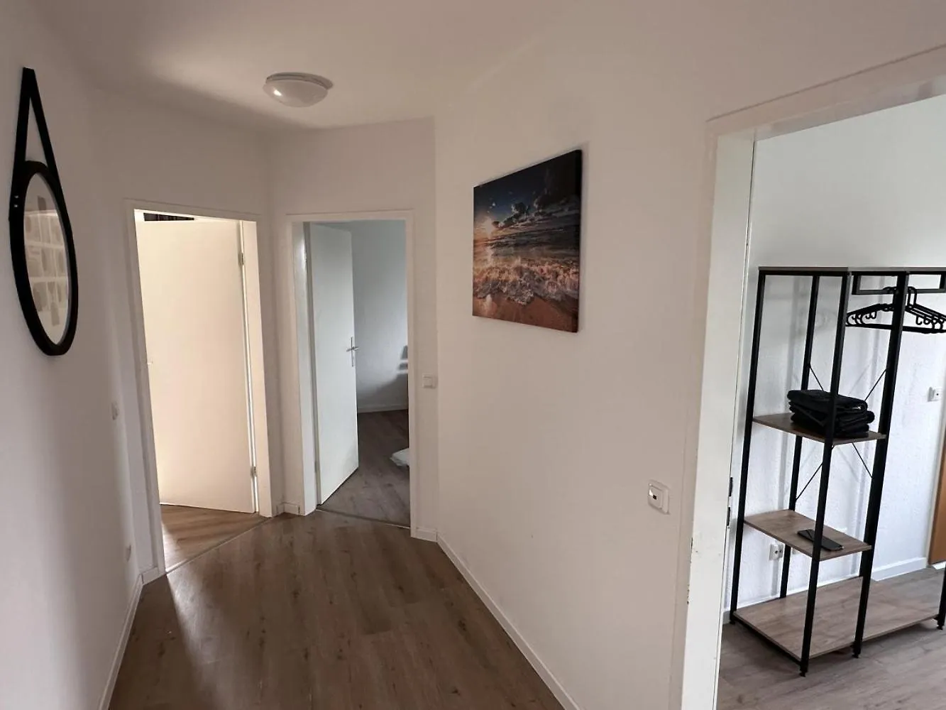 Aparthotel 9 Min To Dus Airport & 17 Min To Dus Messe Duisburg Apartment