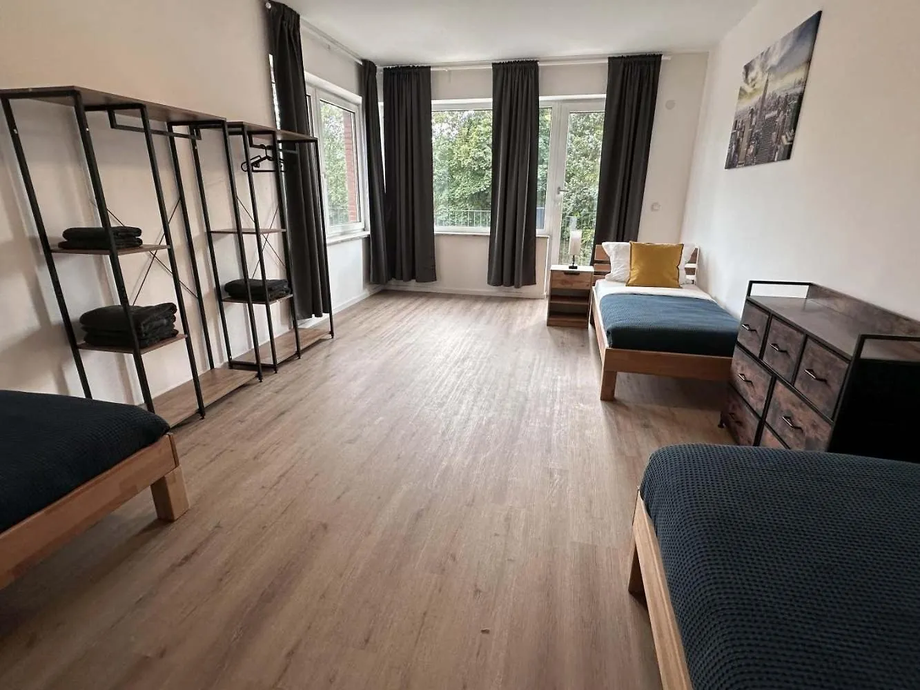Aparthotel 9 Min To Dus Airport & 17 Min To Dus Messe Duisburg Apartment