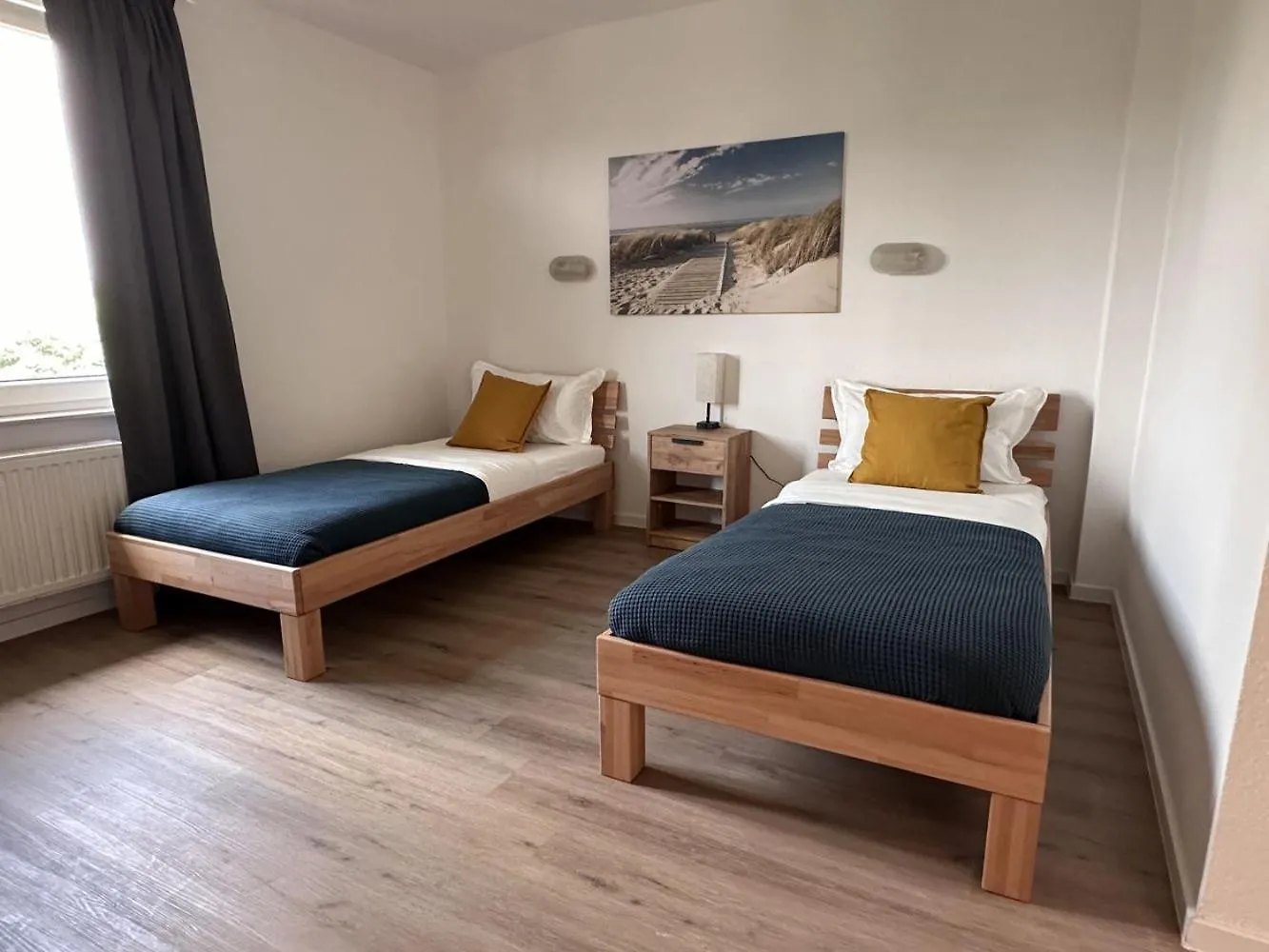 Aparthotel 9 Min To Dus Airport & 17 Min To Dus Messe Duisburg Apartment