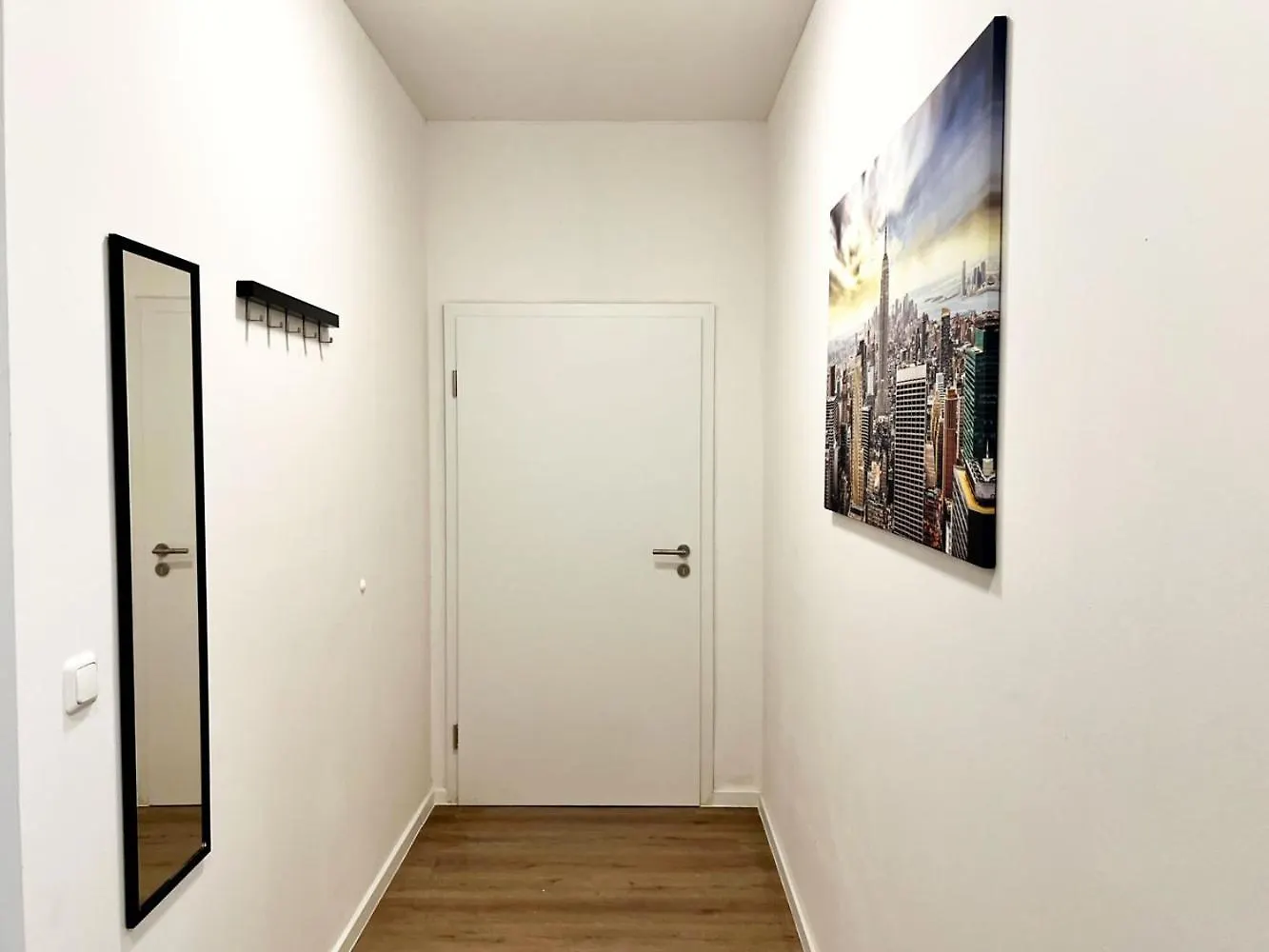 Aparthotel 9 Min To Dus Airport & 17 Min To Dus Messe Duisburg Apartment