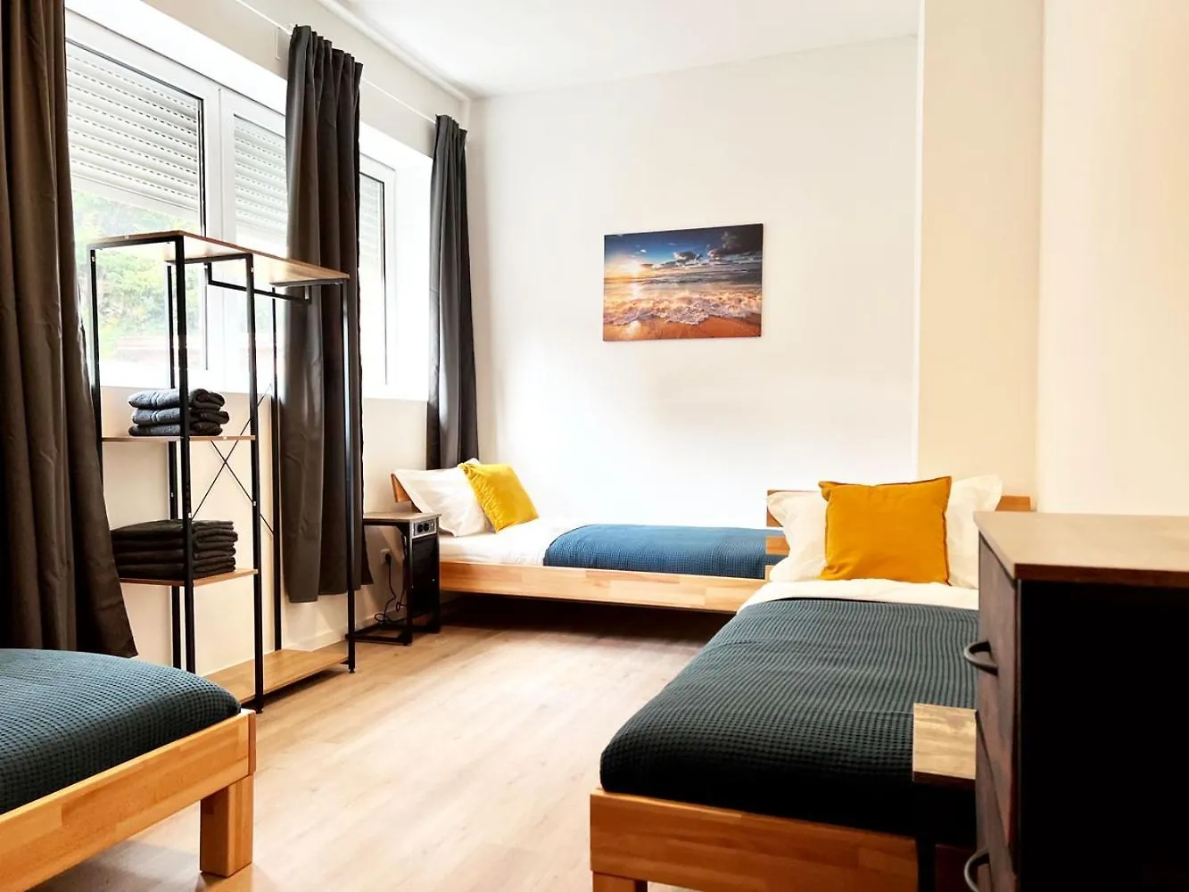 Aparthotel 9 Min To Dus Airport & 17 Min To Dus Messe Duisburg 0*,